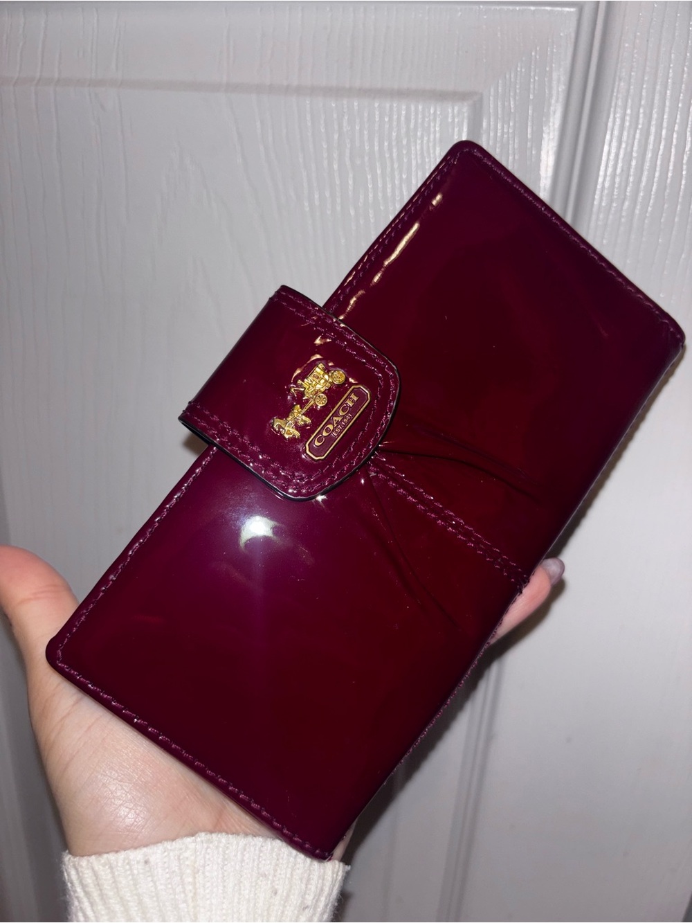 Coach Patent Bifold Wallet in Burgundy Patent - Picture 2 of 11